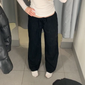 Linnebyxor - Jätte fina linnebyxor från h&m, använt dom två gånger så dom är i fint skick.💓💓