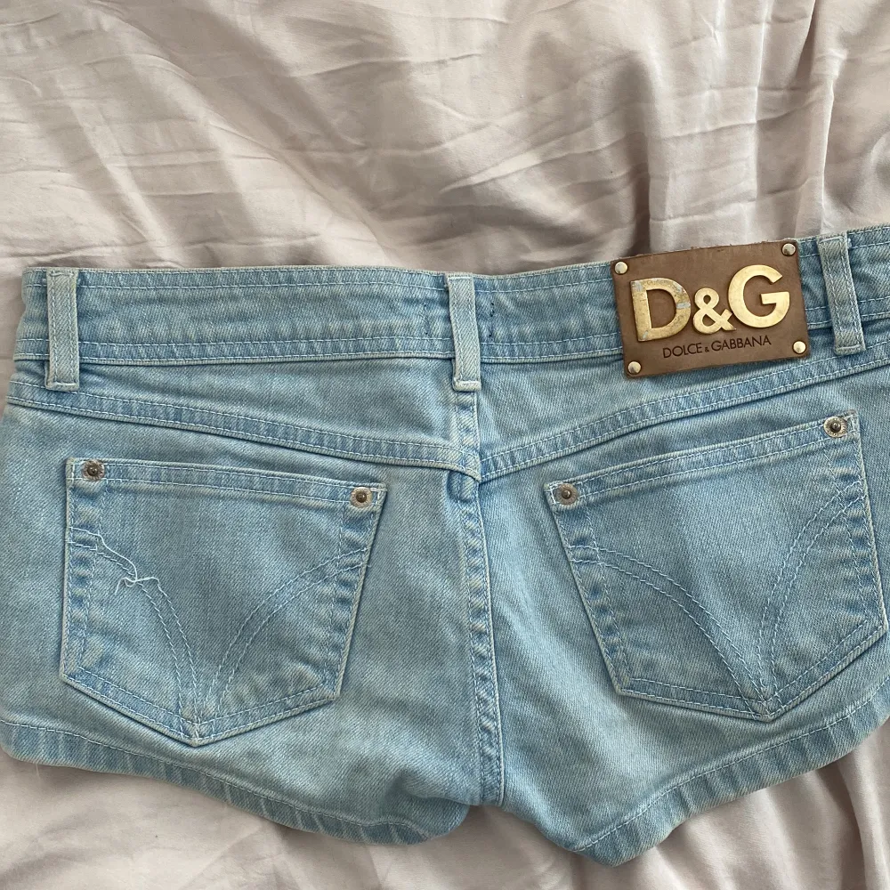 Lågmidjade shorts från Dolce & Gabbana! Nypris ca 3900. Shorts.