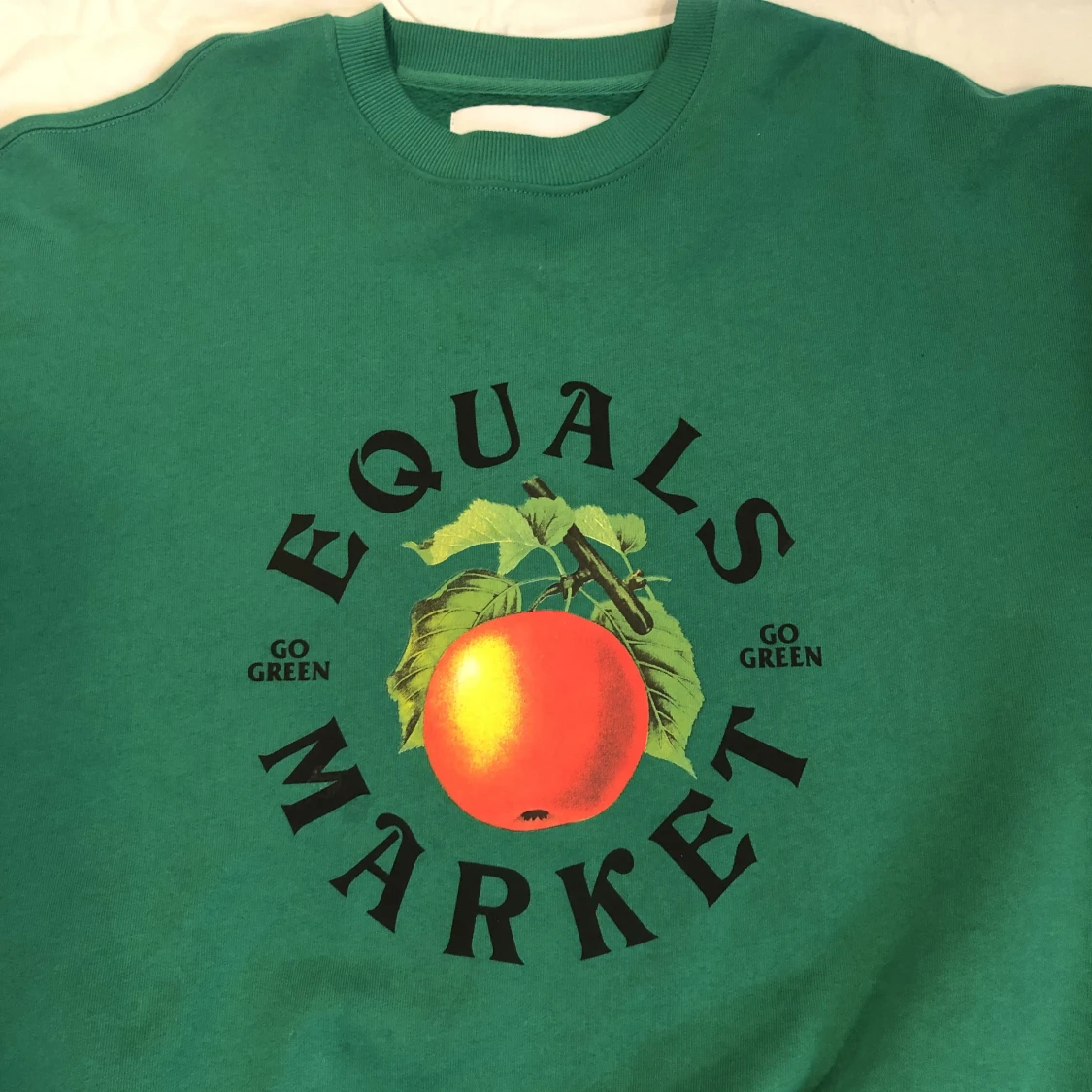 Sweatshirt med tryck - 91