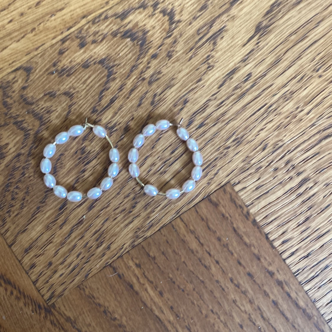 2 par örhängen  - 90