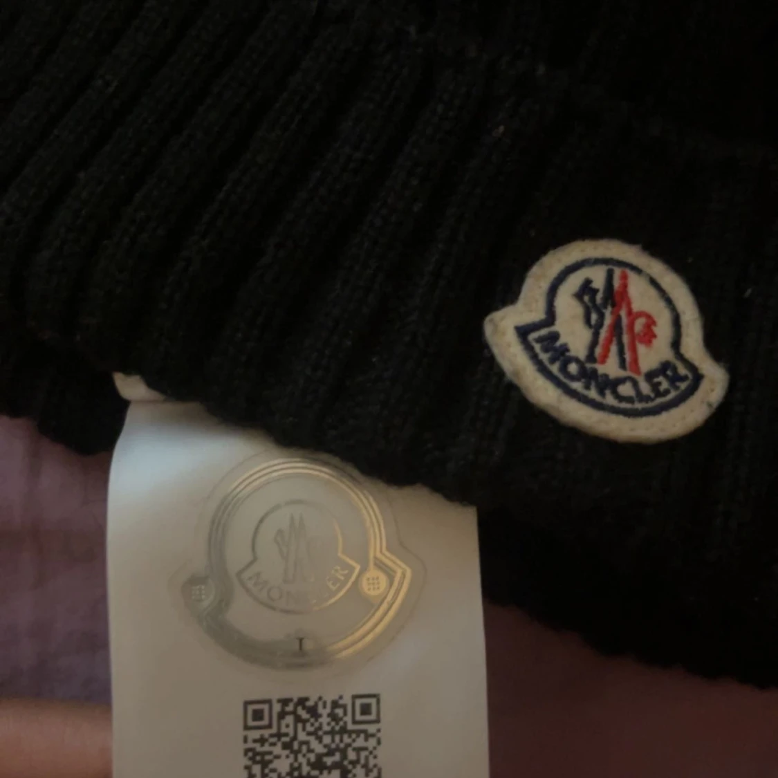 Äkta moncler mössa - 90