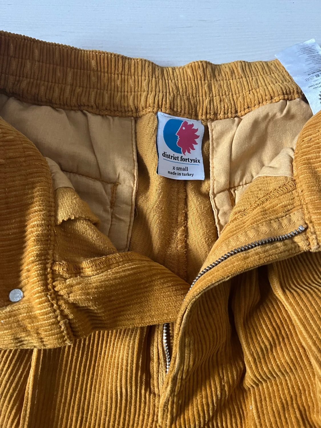 Gula Manchester Byxor - 90