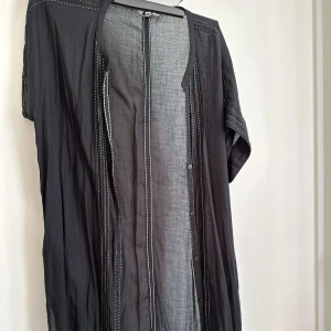 Abaya - Vanlig tunn abaya  Passar som casual med jeans och topp