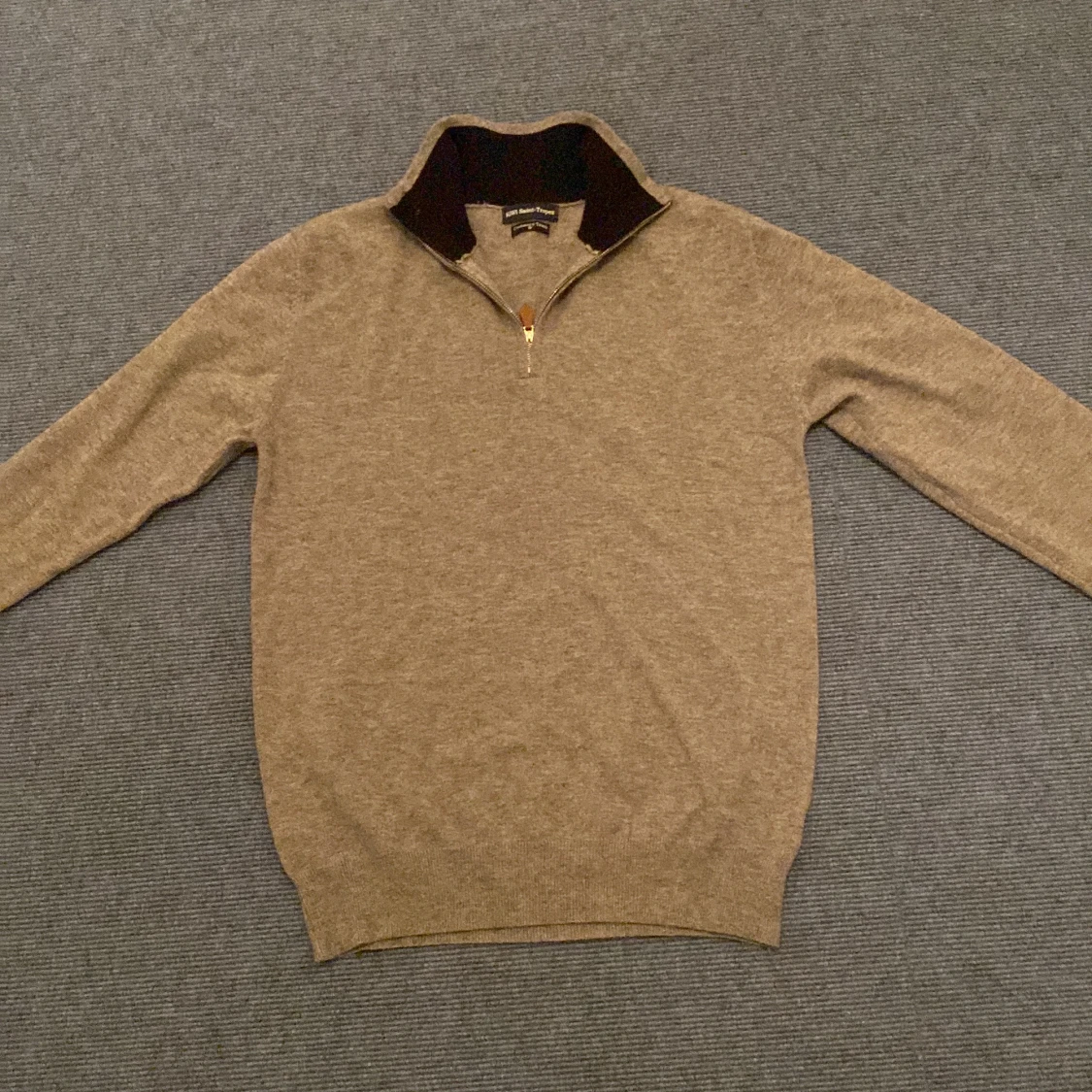 Cashmere half zip 