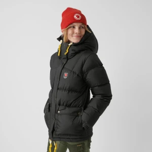 fjällräven expedition down lite jacket - Säljer min vinterjacka som är använd en vinter, köptes dec 2022. Inga skador på jackan Kvittot finns Detta är inte modellen som är stor i storleken, sitter snyggt på 
