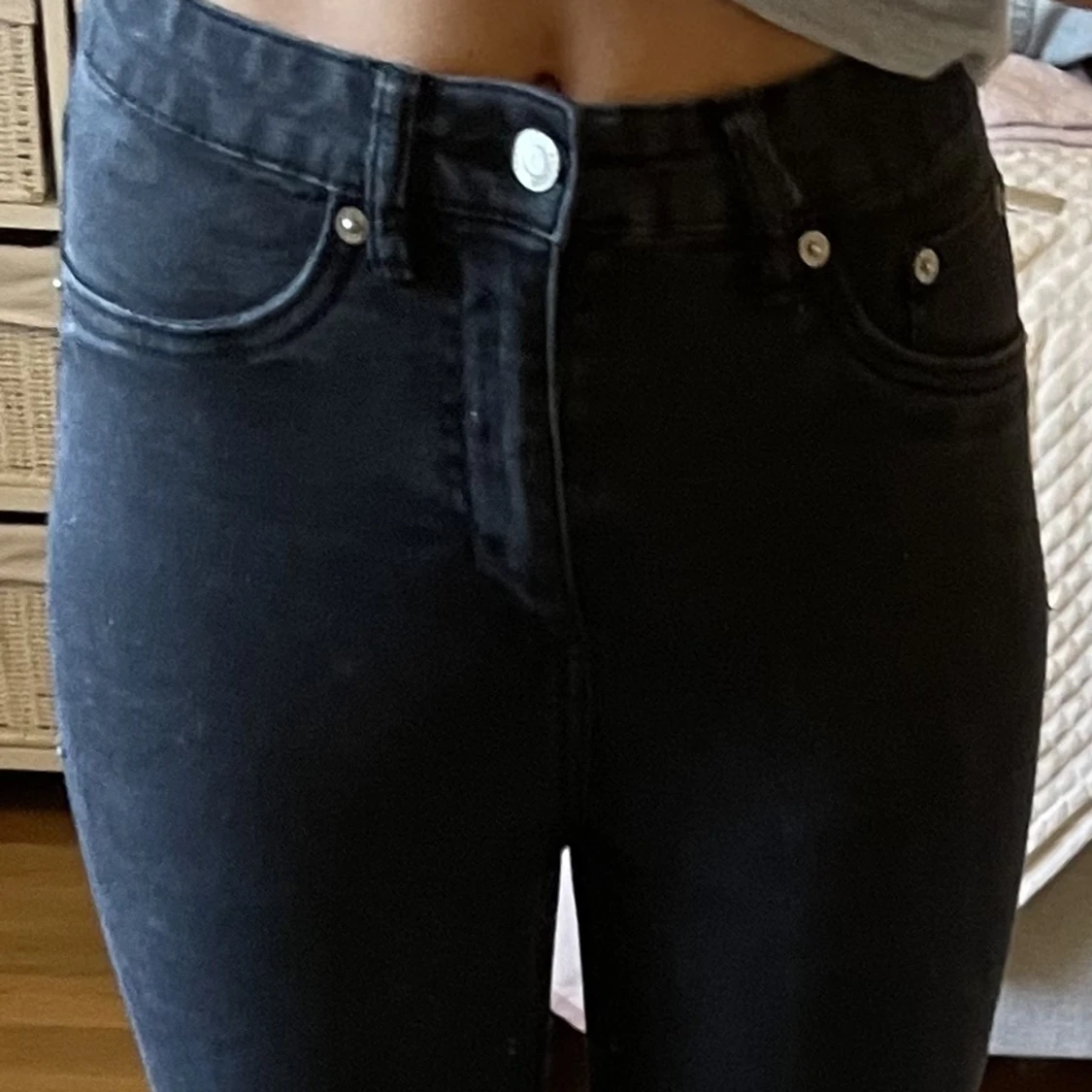 Svarta skinnyjeans