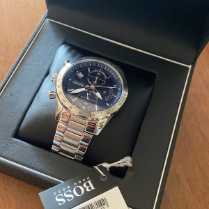 Hugo boss klocka - Aldrig använd skick 10/10