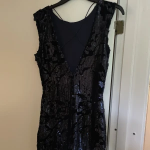 Fest klänning  - Blå paljett Klänning