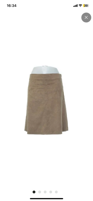 Midikjol - Beige midikjol perfekt för sommarkvällar! Så fin från Filippa K.