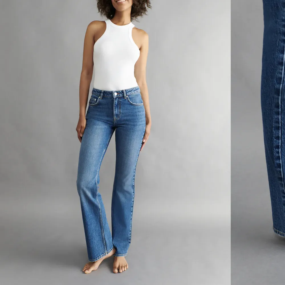 Blåa jeans i nytt skick, säljer pga för stora💕💕. Jeans & Byxor.