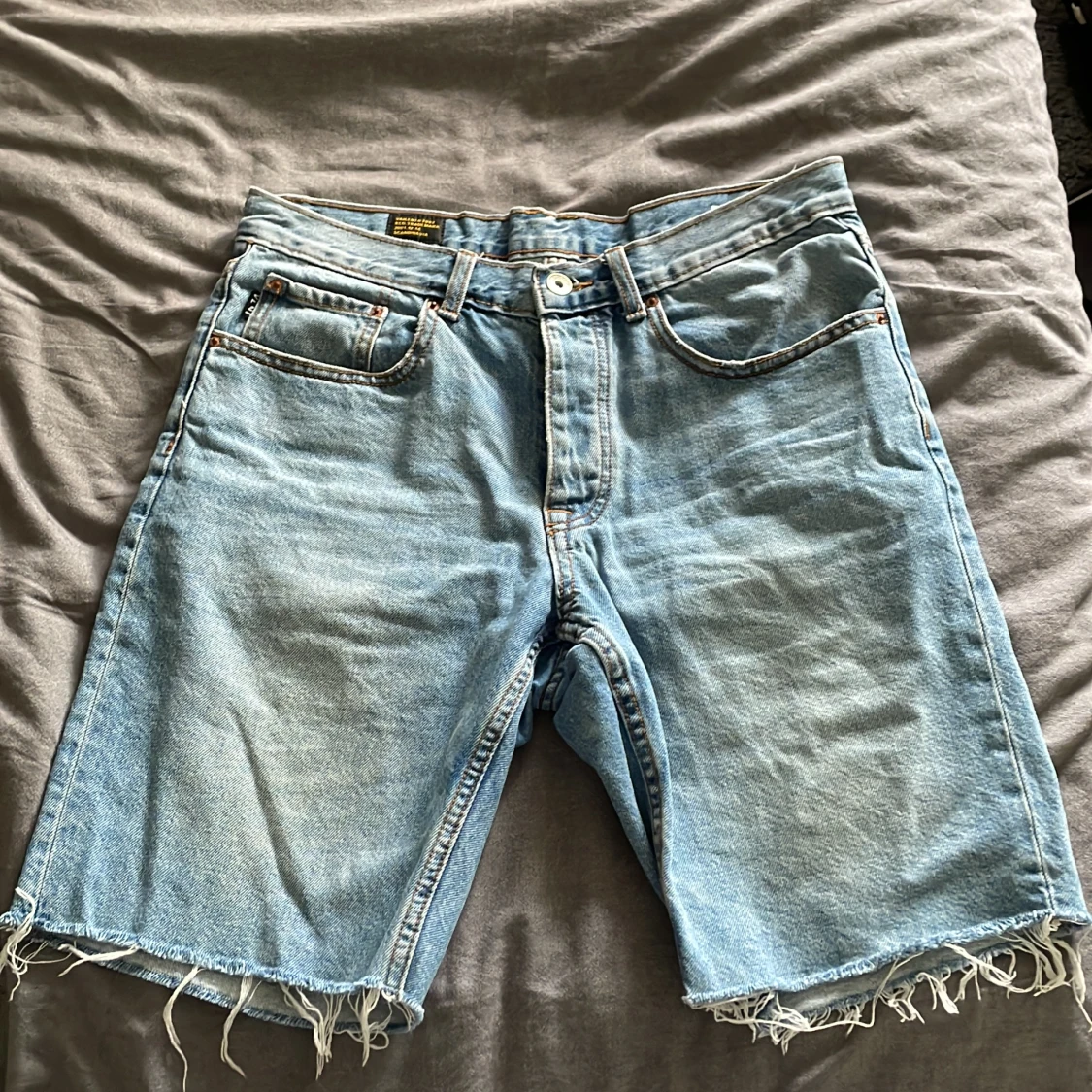 Jeansshorts från Vailent! - 90