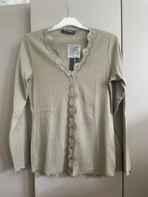 Topp ny 38 Betty Barclay - Ny med prislappen kvar 