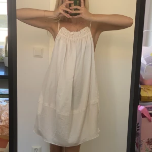 Vit klänning  - Söt vit klänning!🤍🤍