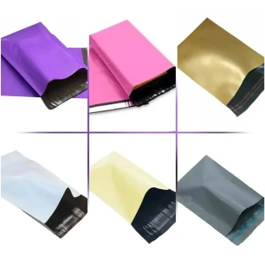 Postorderpåsar / Mailingbags 12x21cm - Postorderpåsar i olika färger. 12x21cm. Perfekt att skicka produkter i som blir både snyggare och säkrare än exempelvis kuvert.  Pris från 1kr styck. Finns även Storpack. Hör av dig så löser vi den mängd du önskar.