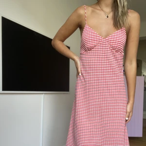 Klänning - Klänning från mango. Fint skick 