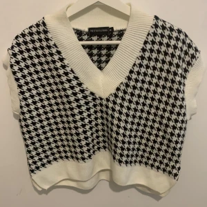 Väst oversize plt - Fin oversize väst använd ett fåtal gånger 