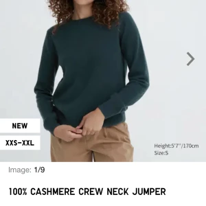 Uniqlo carshmire tröja - Så fin carshmire tröja från uniqlo, skriv om ni vill ha fler bilder på🥰