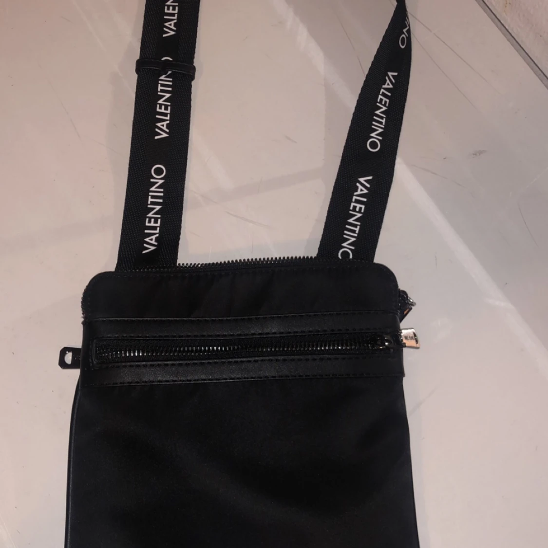 Äkta Valentino väska  - 91