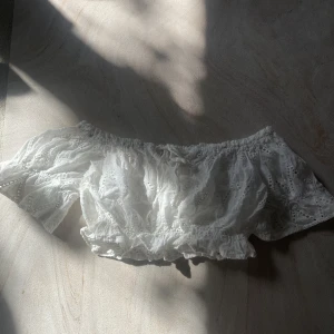 Fintopp - En jättefin topp med mönster!  Kolla mina likade bilder för info om policy och frakt!