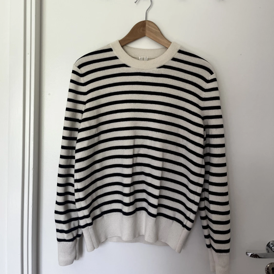 Arket stickad tröja - 90