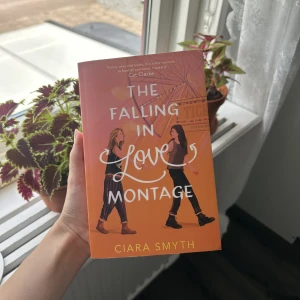 Bok - Bra bok som jag inte använder längre! Köparen betalar för frakten och katt finns i hem 🏡 