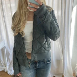 Bombarjacka - Grön bombarjacka🫶❤️