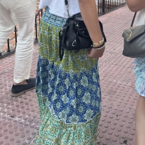 Zara kjol - Långkjol från zara, knappt använd. Så najs och slutsåld 