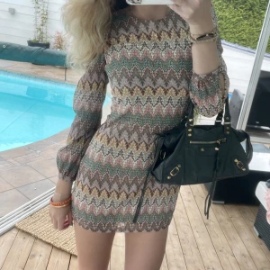 Missoni klänning - Missoni liknande klänning😍😍aldrig använd! 