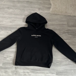 Björn Borg  - Tjocktröja från Björn Borg. Ser helt ny ut och den är inte använd mycket 
