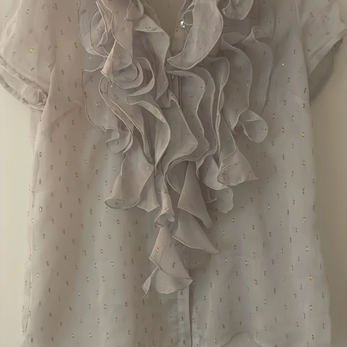 Finare blus med detaljer - 91