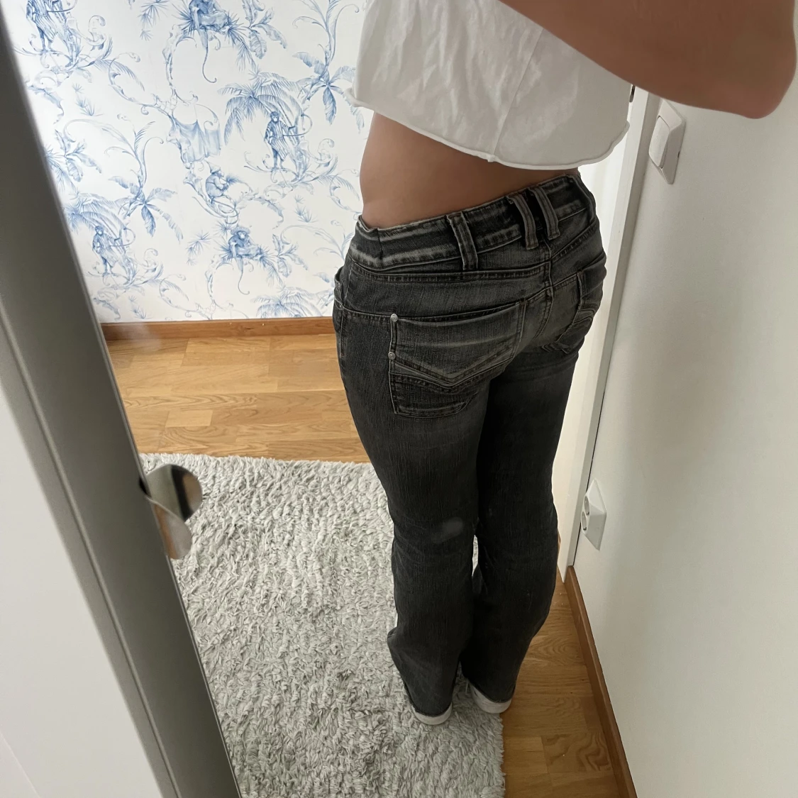 Low waist bootcut jeans - 90