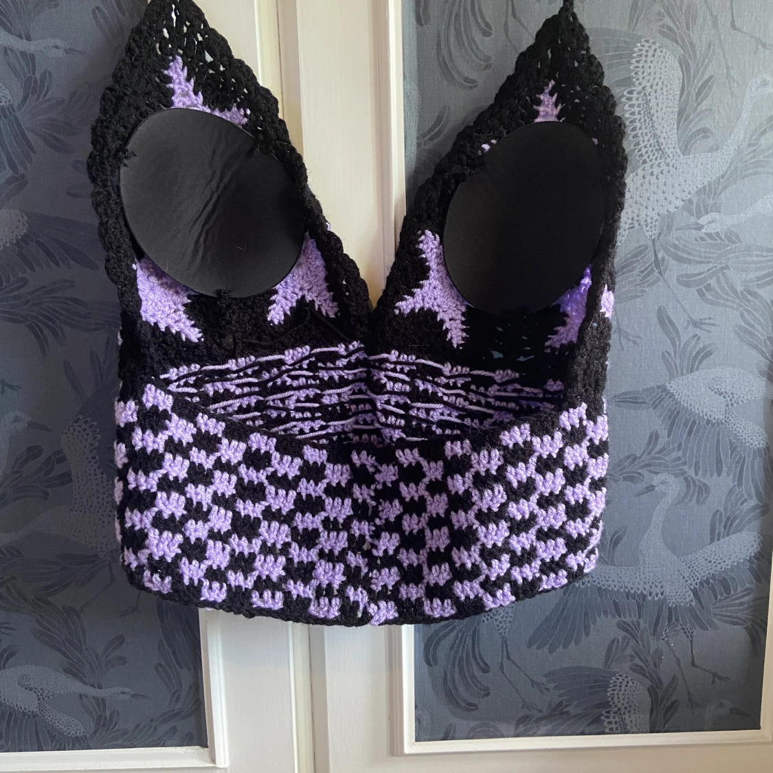 Lila och svart virkad topp  - 90