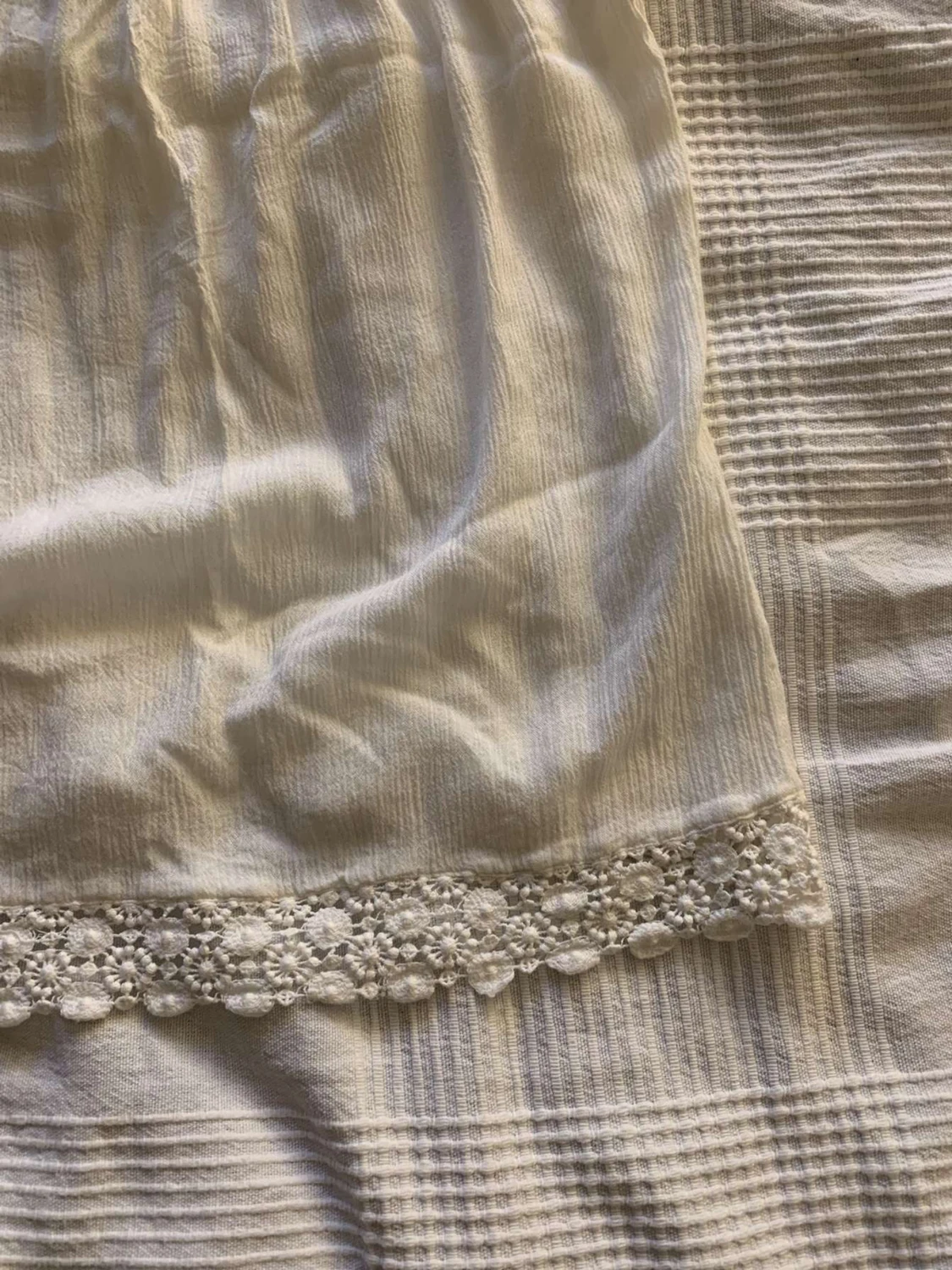 Tröja med spets  - 90