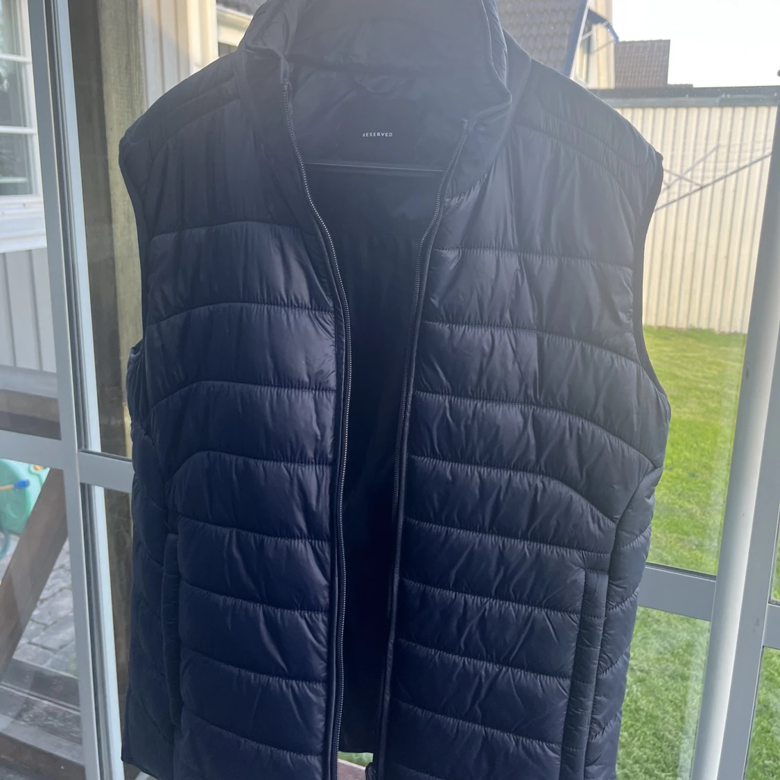 Reserved väst