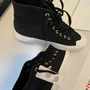 SUPERGA® - Ny