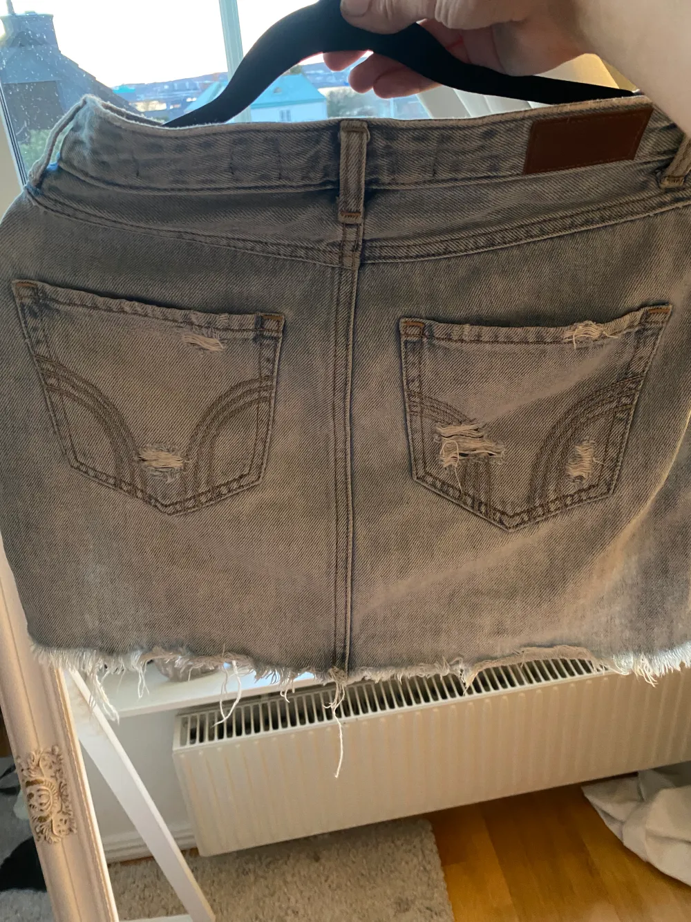 Snygg snygg jeans kjol från hollister!. Kjolar.