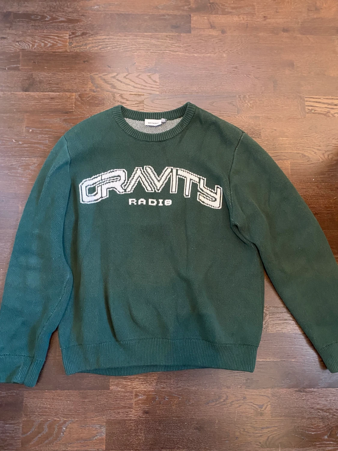 Weekday stickad tröja 