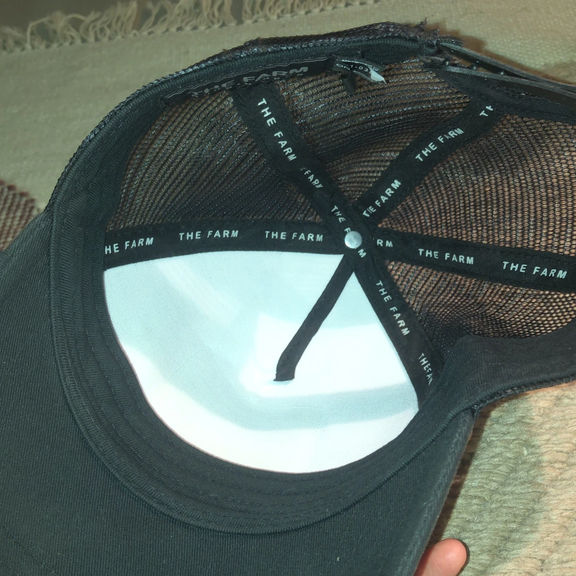 Tricket keps real black sheep  - 90