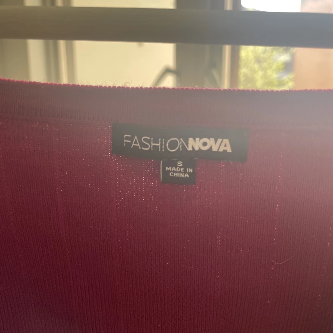 Vinröd urringad långarmad - 91