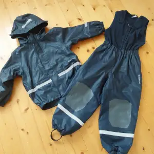 didrikson regnkläder använt under en säsong.