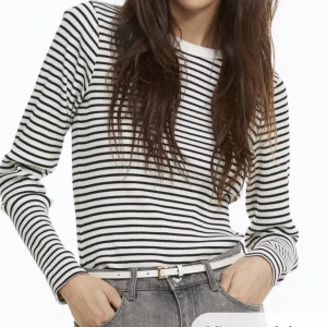Randig ribbad tröja - Randig, ribbad långärmad topp från h&m