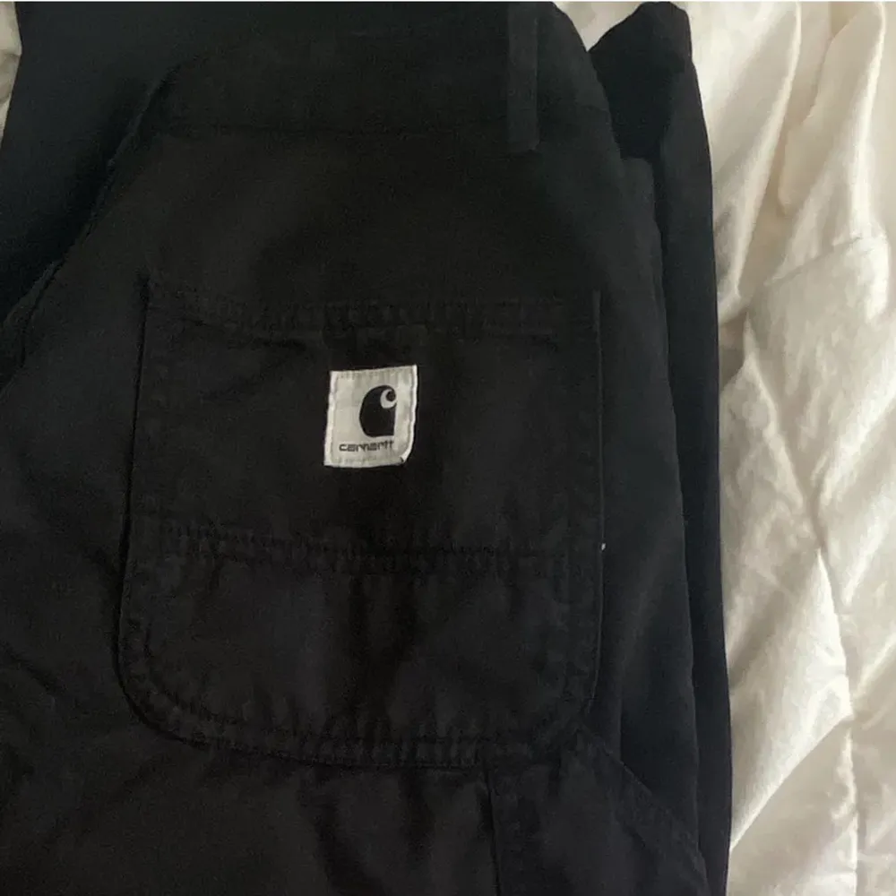 carhartt jeans i storlek 32 x 32, egna bilder privat. Jeans & Byxor.