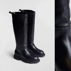 Säljer ett par svarta boots ifrån ginatricot. På hemsidan heter dom ”Amber knee high boots”. Skorna är i nyskick, har inte kommit till användning då dom är en aning för stora. Passar någon som har storlek 37/38. 💗😊