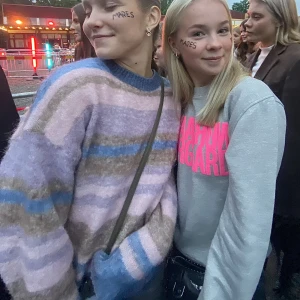 Randig stickad tröja i ull - Randig stickad tröja i ull från Cubus 💗 Storlek: S