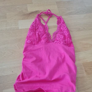 Hot pink sommar top 2000s - Oanvänd top från romwe