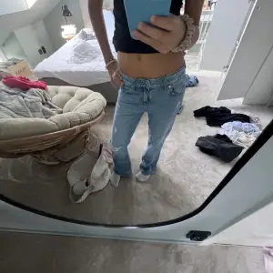 Ass snygga jeans! Så snygga till typ en stickad tröja!! Äskar💜💜