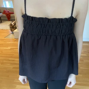 Linne - Svart linne från ASOS, sällan använd💗