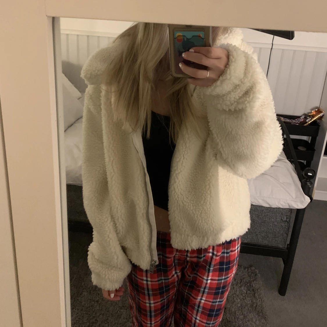 Créme vit Teddy jacka - 90