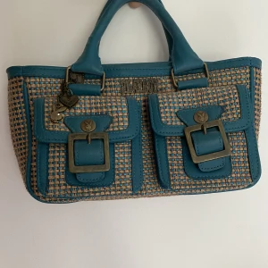 Mini Playboy väska - Mini playboy väska, ser ut att vara helt oanvänd. Typ 15x8cm 💙