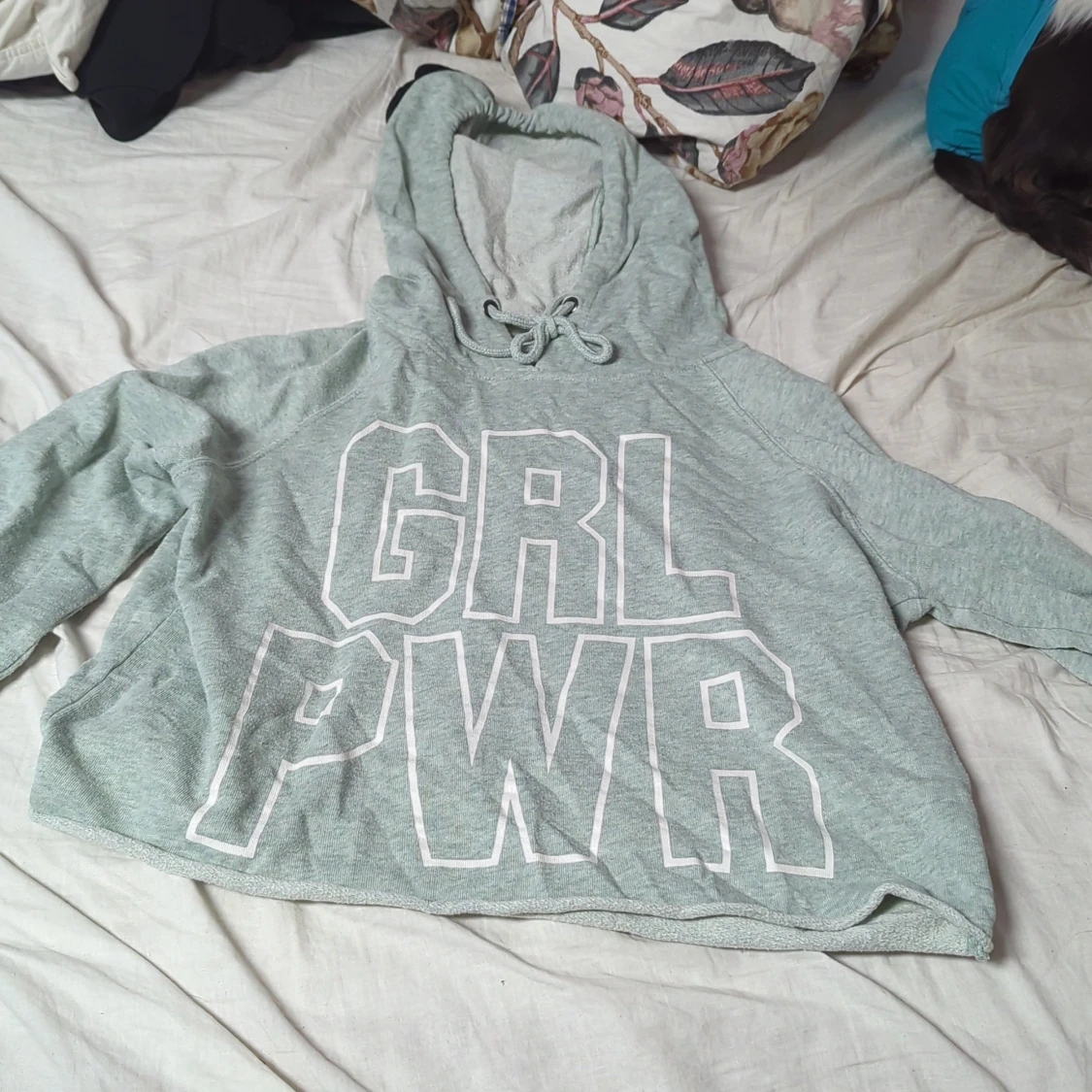 Kort tunn hoodie - 90